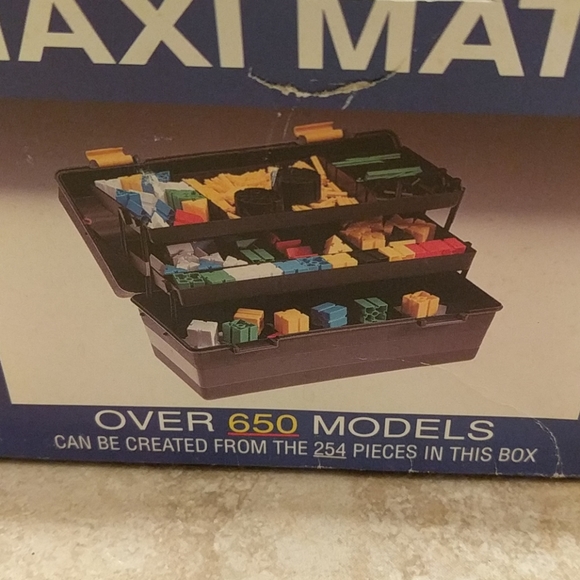 🎉HP🎉 NWT Vintage Mottik toy set & carrying/storage case - Picture 4 of 16